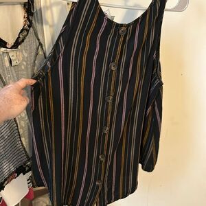 Ava and Viv button back top